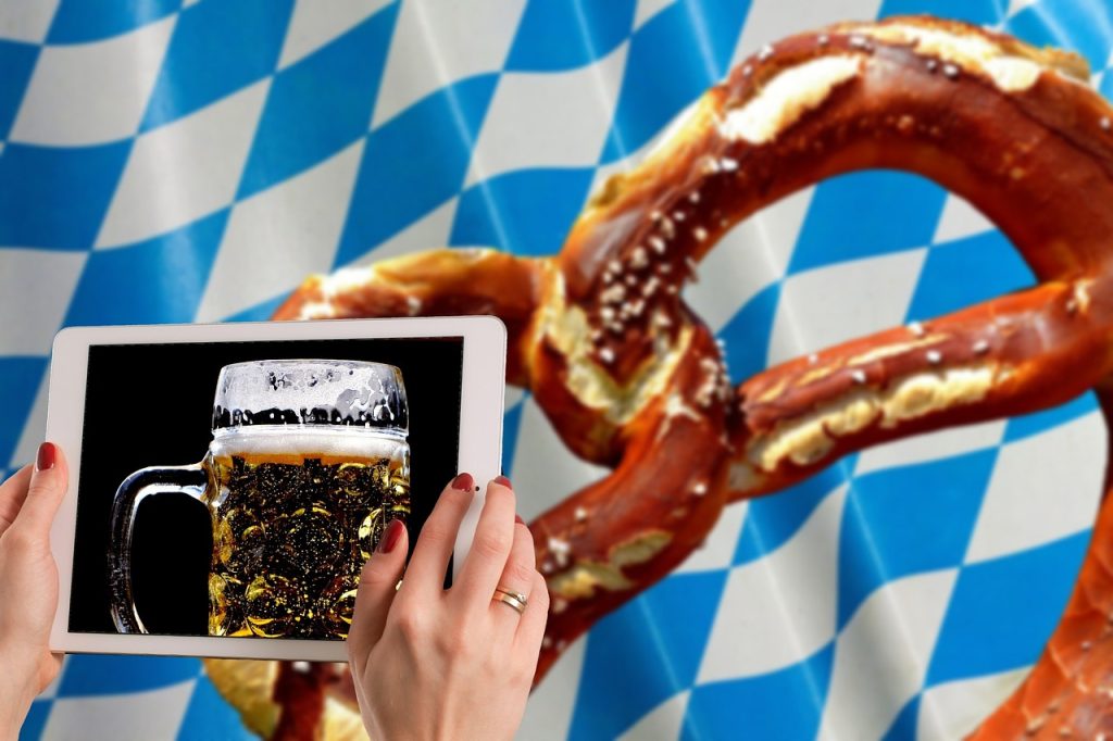 oktoberfest, beer, pretzel, bavaria, munich, folk festival, gastronomy, tradition, drink, beer mug, beer garden, beer glass, bavarian, traditional, refreshment, thirst, to celebrate, brewery